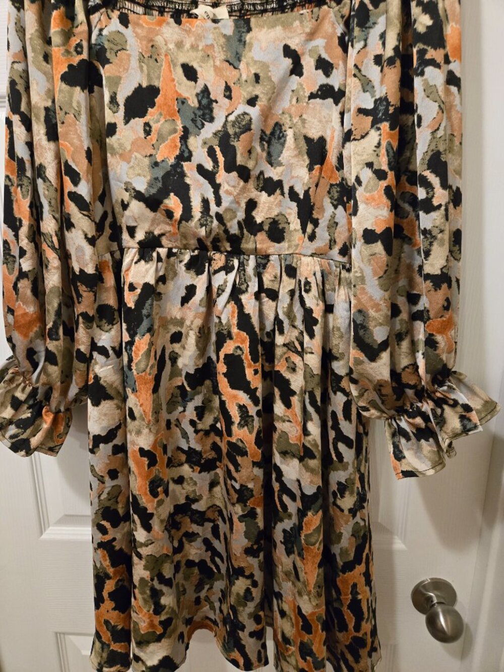 Entro Abrstract square neck mini dress - Picture 11 of 14